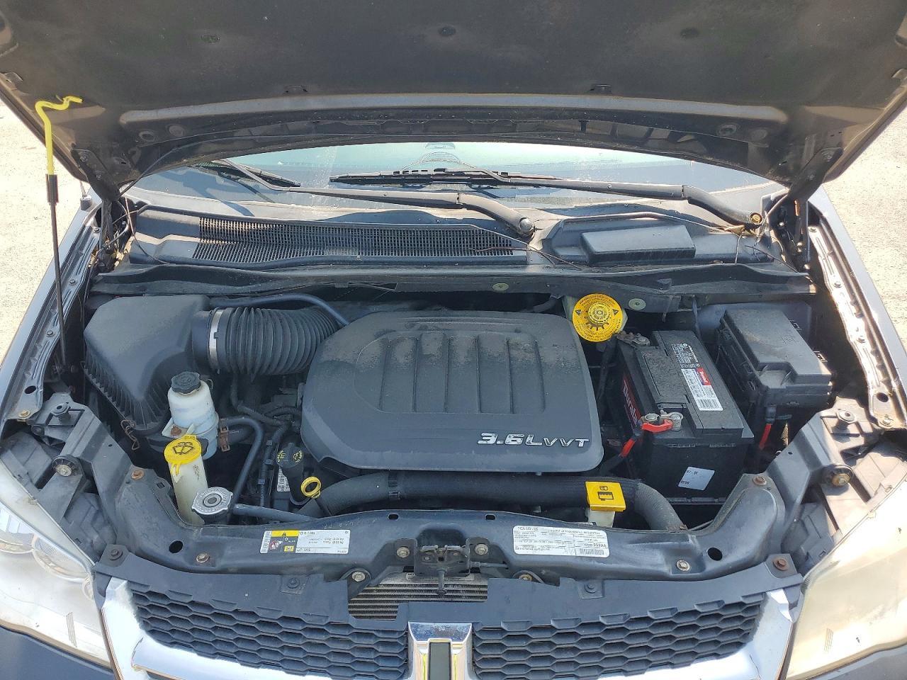 2016 Dodge Grand Caravan Se - zdjęcie 12