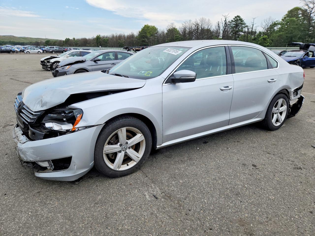 2015 Volkswagen Passat S - zdjęcie główne
