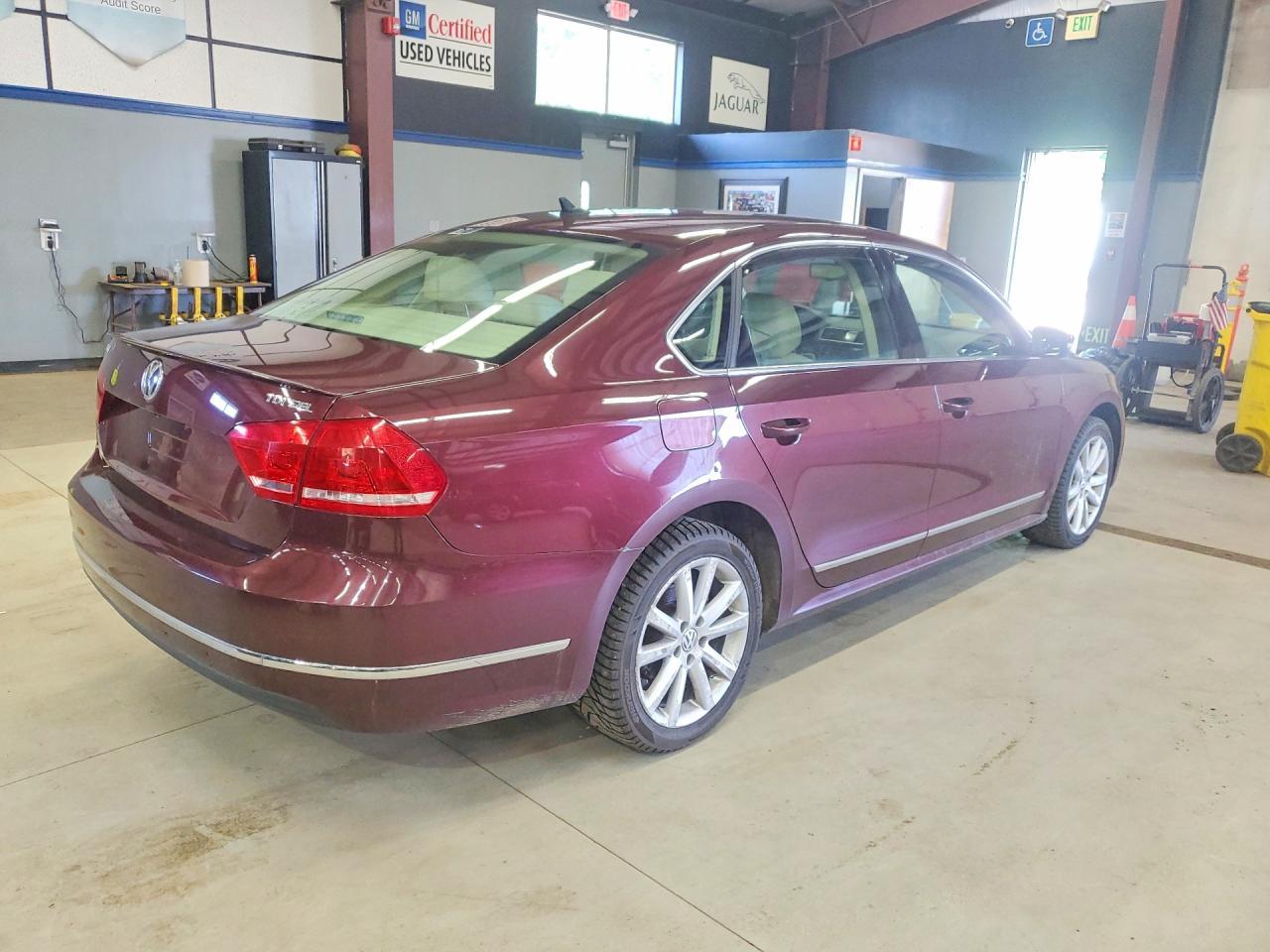2013 Volkswagen Passat Sel - zdjęcie 3