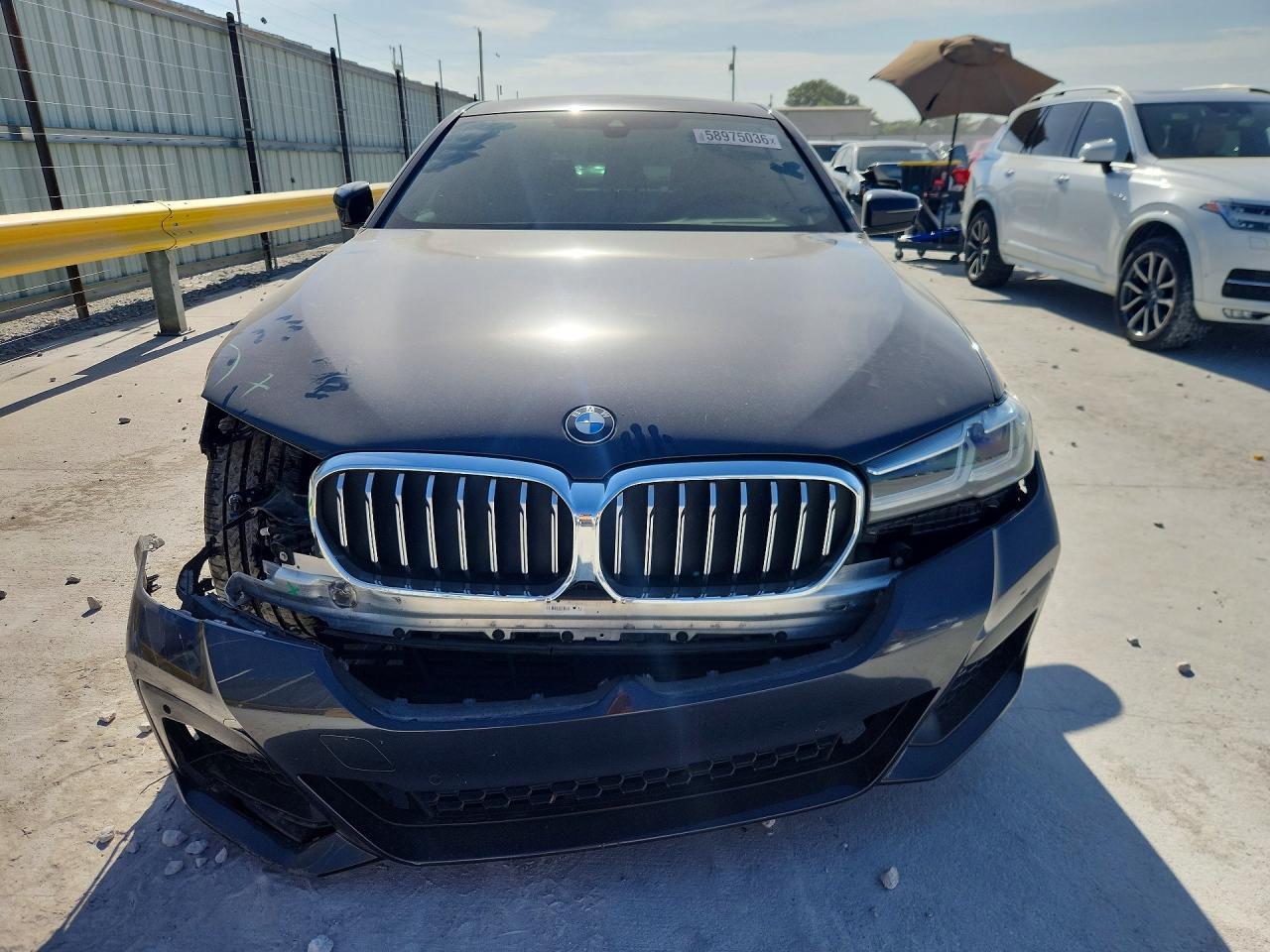 2021 BMW 530 I - zdjęcie 5
