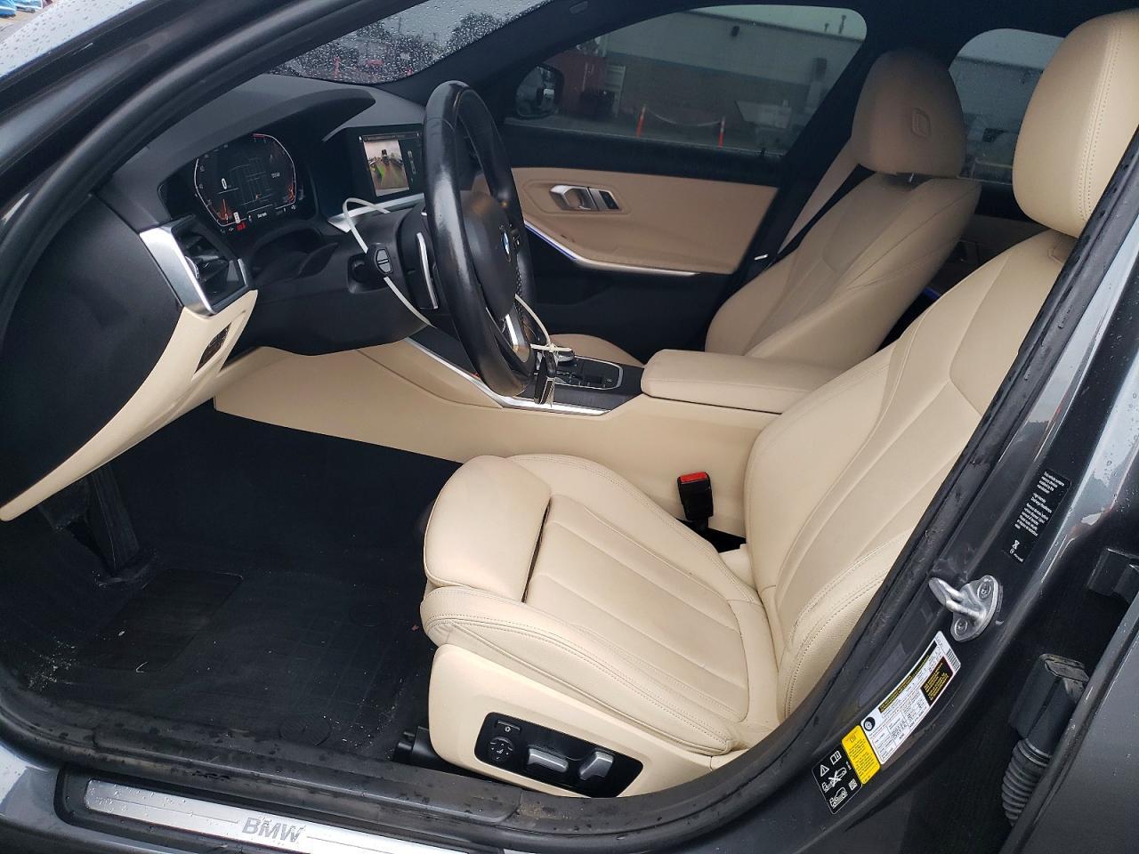 2021 BMW 330Xi - zdjęcie 7