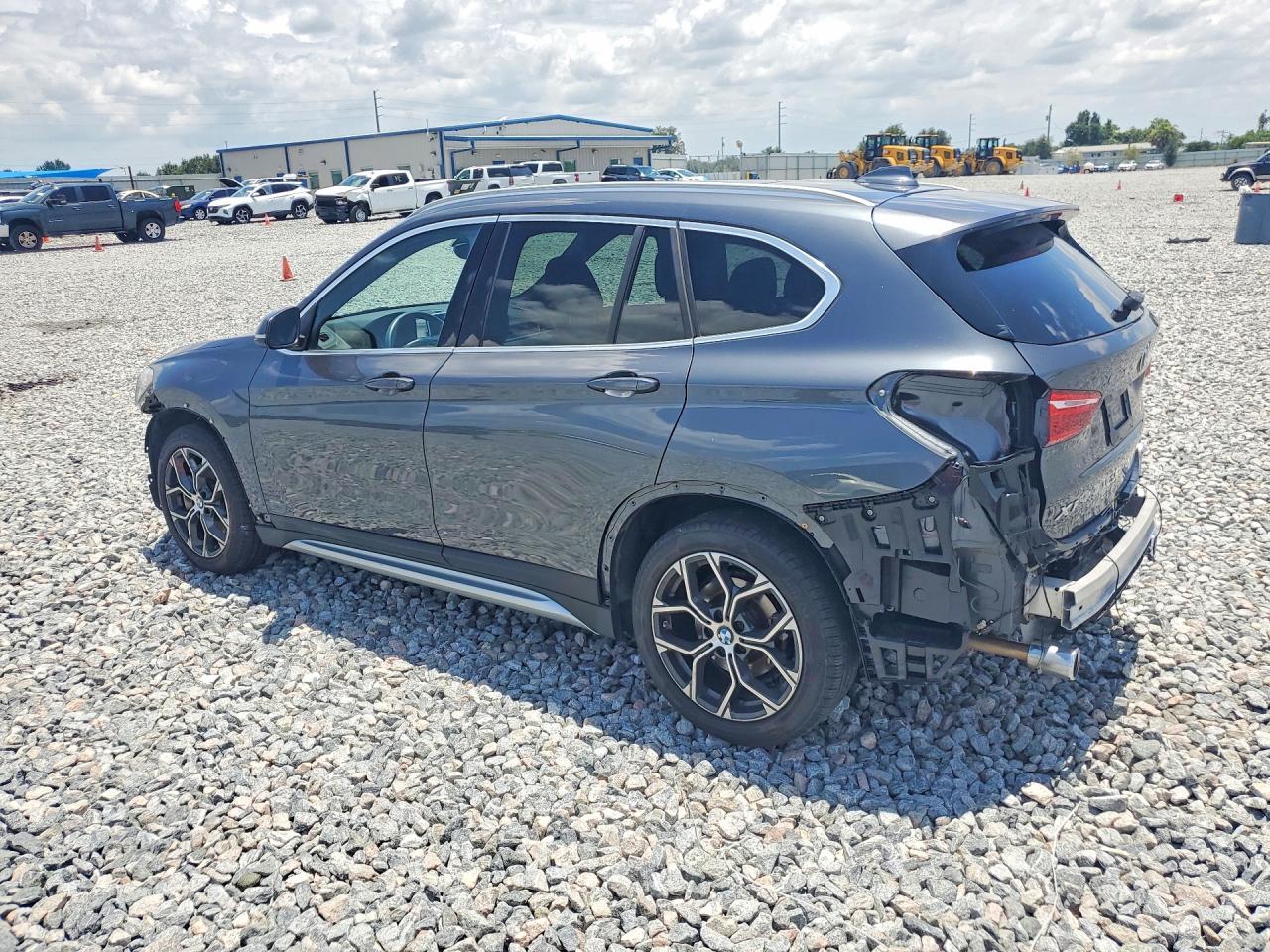 2020 BMW X1 Sdrive28I - zdjęcie 2