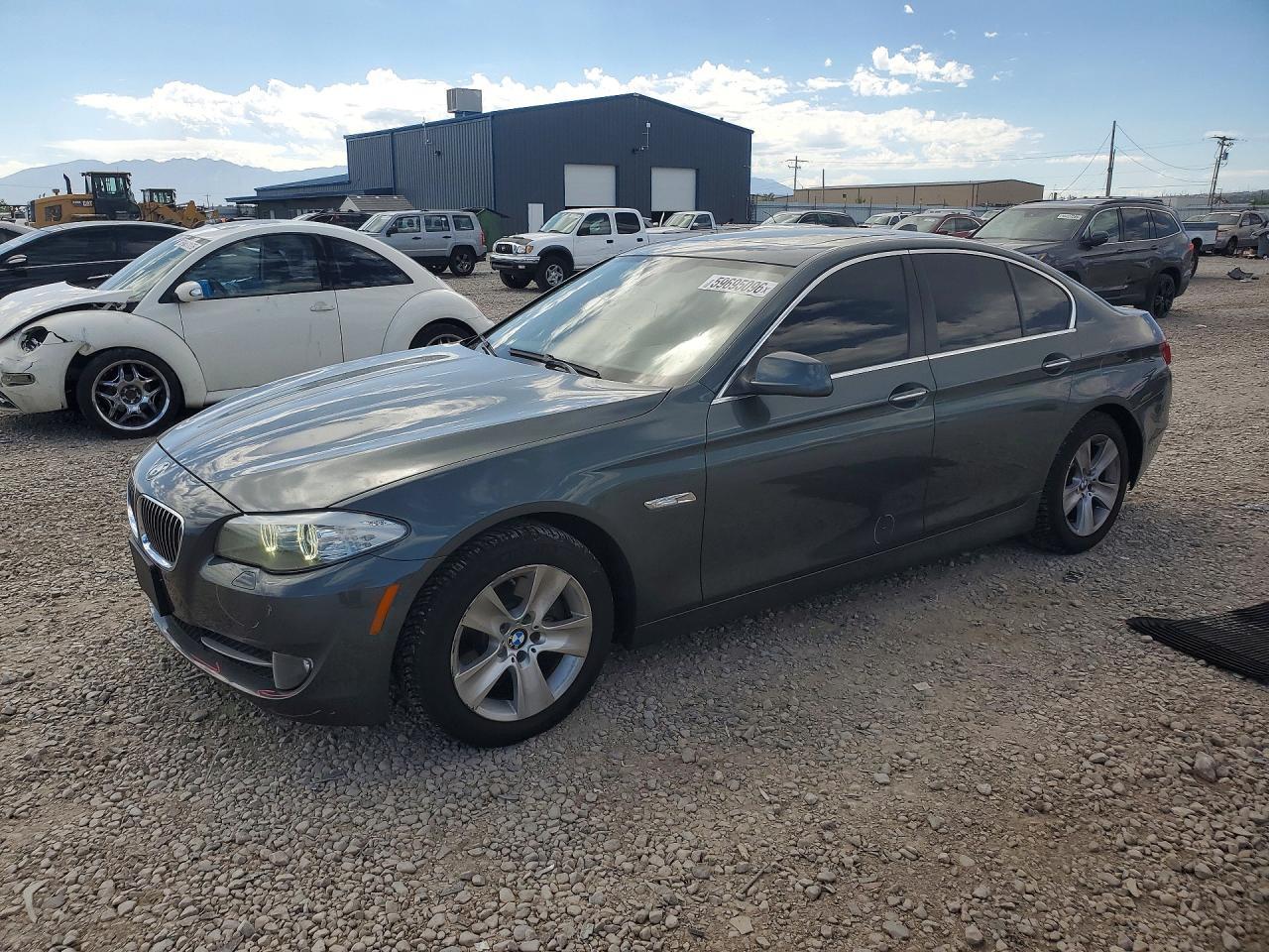 2013 BMW 528 Xi - zdjęcie główne