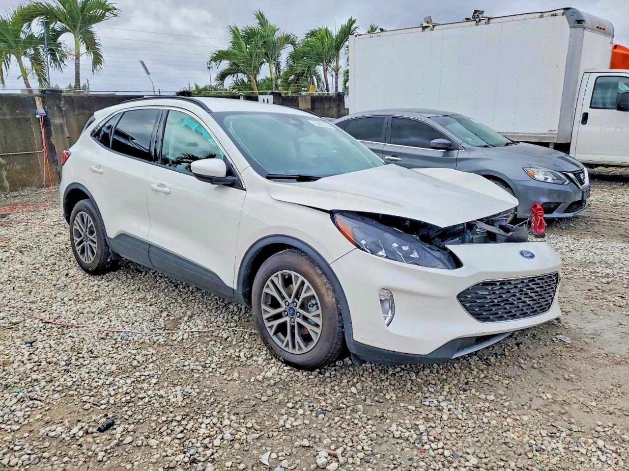 2022 Ford Escape Sel - zdjęcie 4