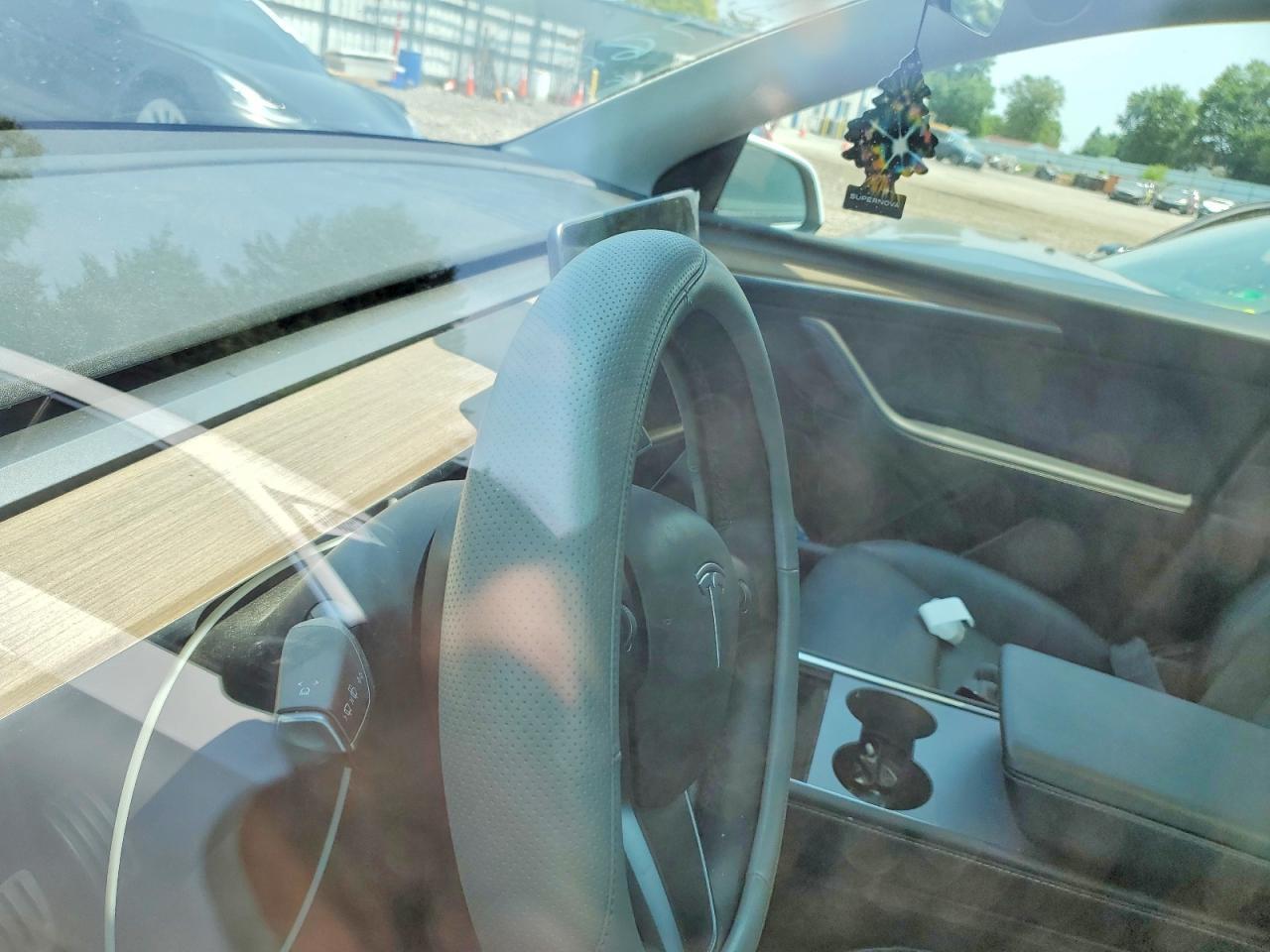 2022 Tesla Model Y - zdjęcie 9