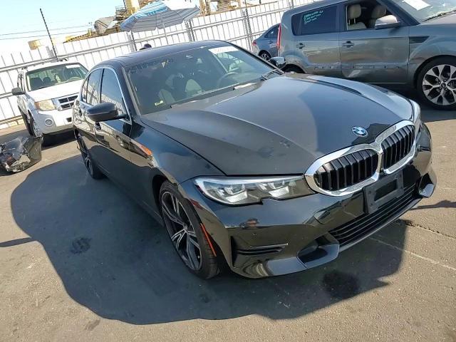 2019 BMW 330I - zdjęcie 14