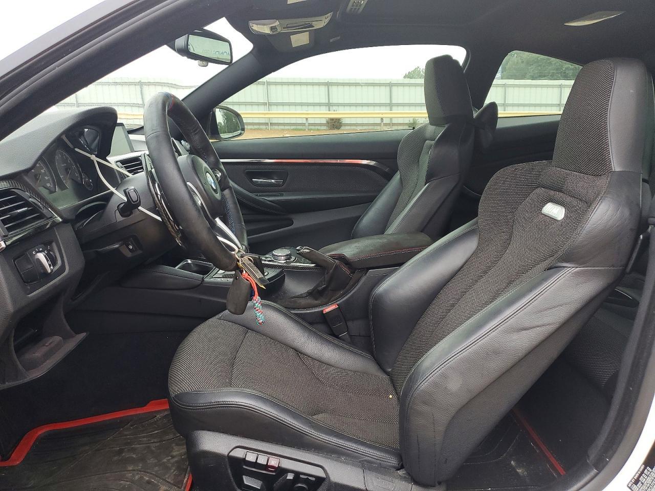 2015 BMW M4 - zdjęcie 7