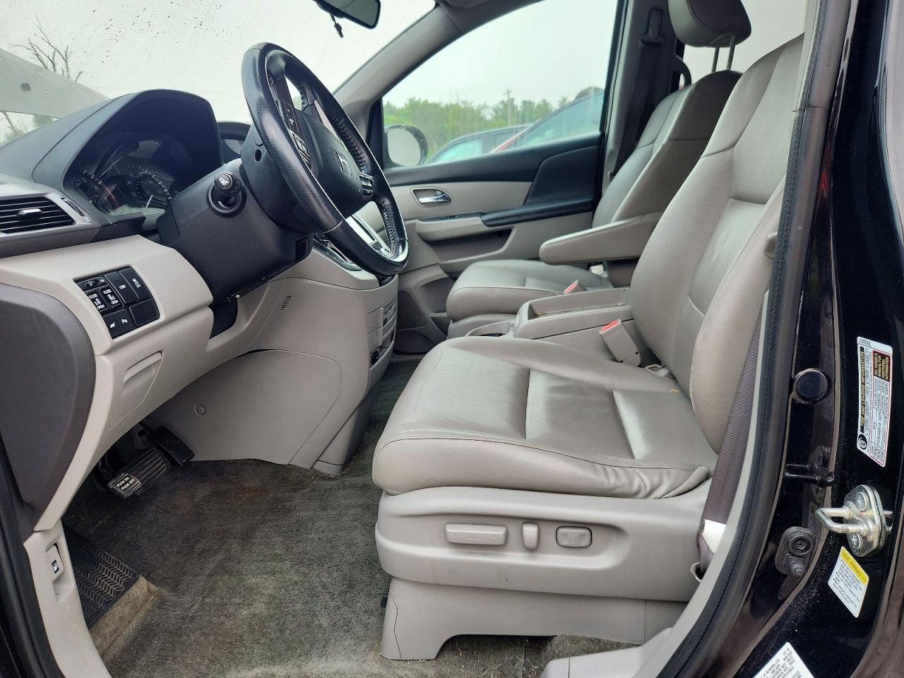 2016 Honda Odyssey Touring - zdjęcie 7