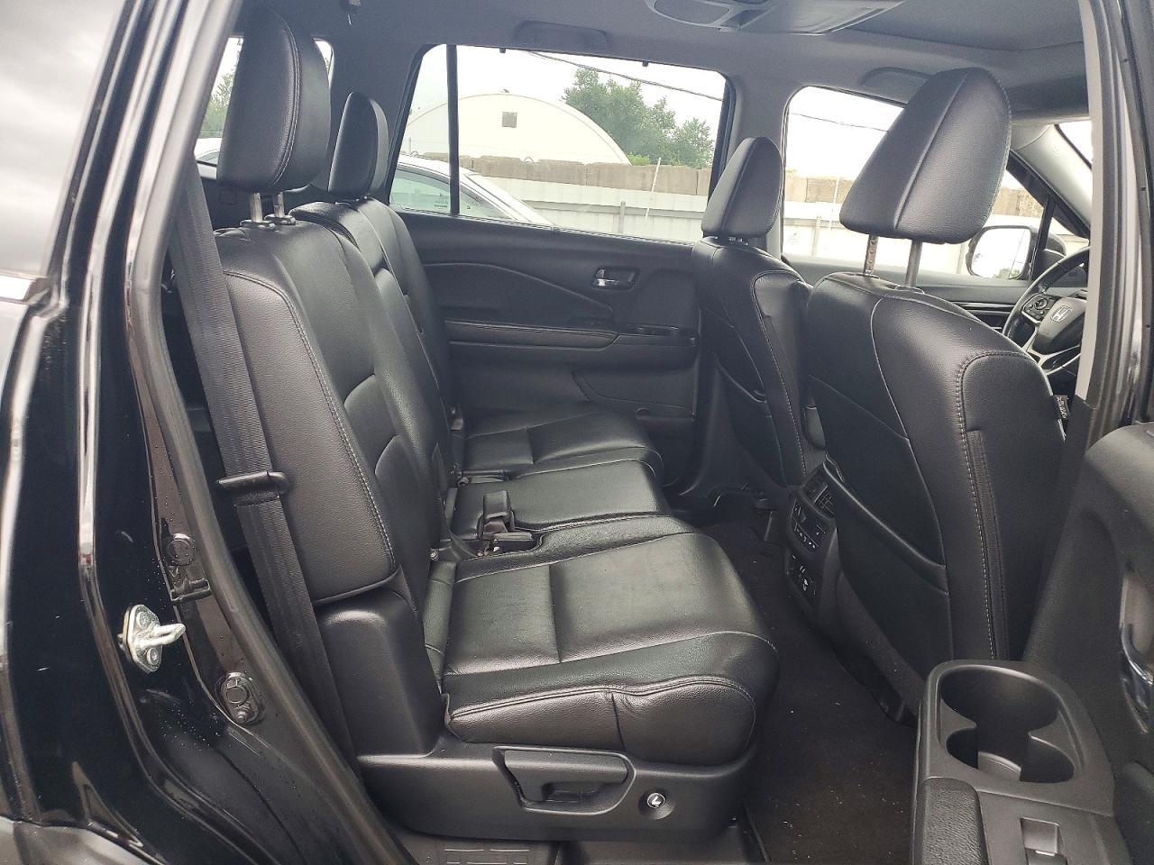 2019 Honda Pilot Touring - zdjęcie 11