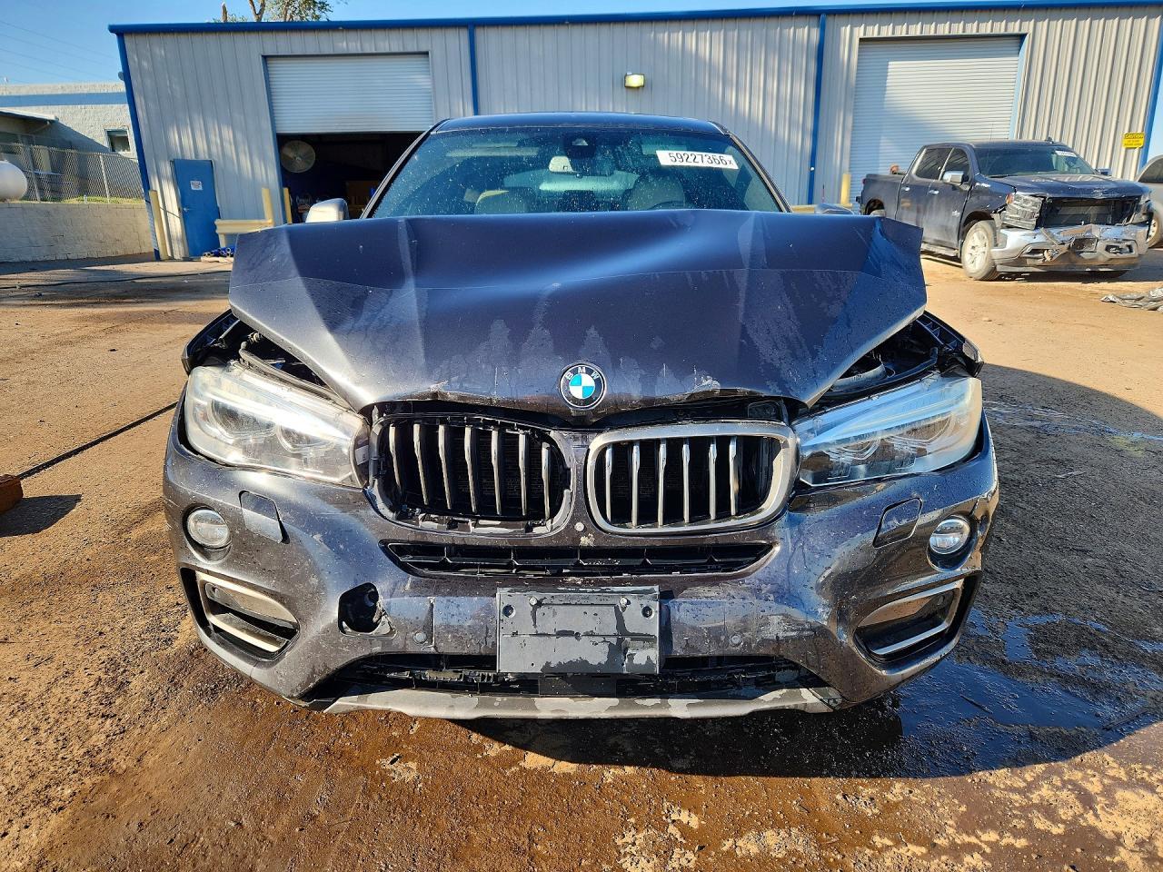 2017 BMW X6 xDrive50I - zdjęcie 5