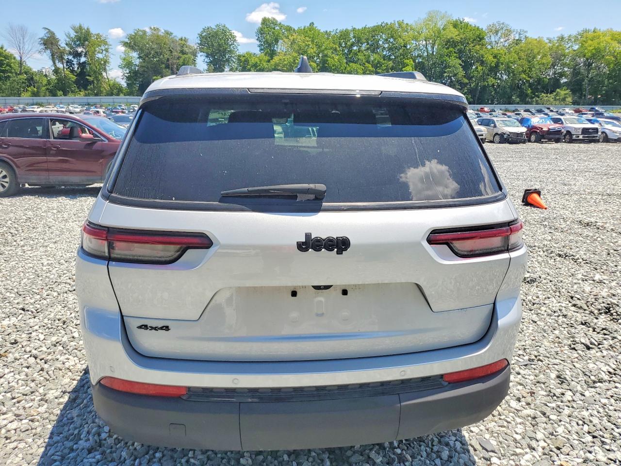 2024 Jeep Grand Cherokee L Laredo - zdjęcie 6