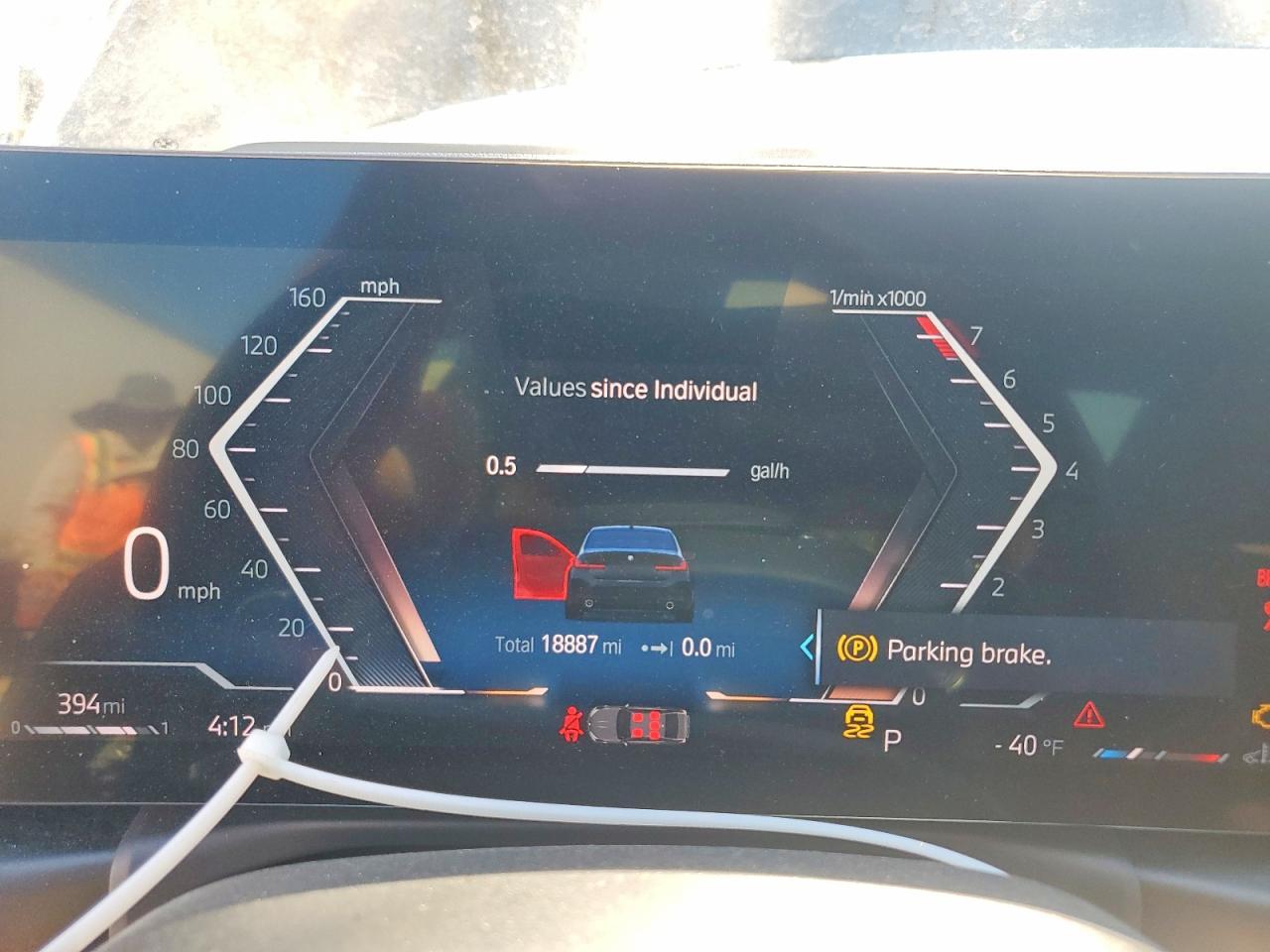 2024 BMW 330I - zdjęcie 9