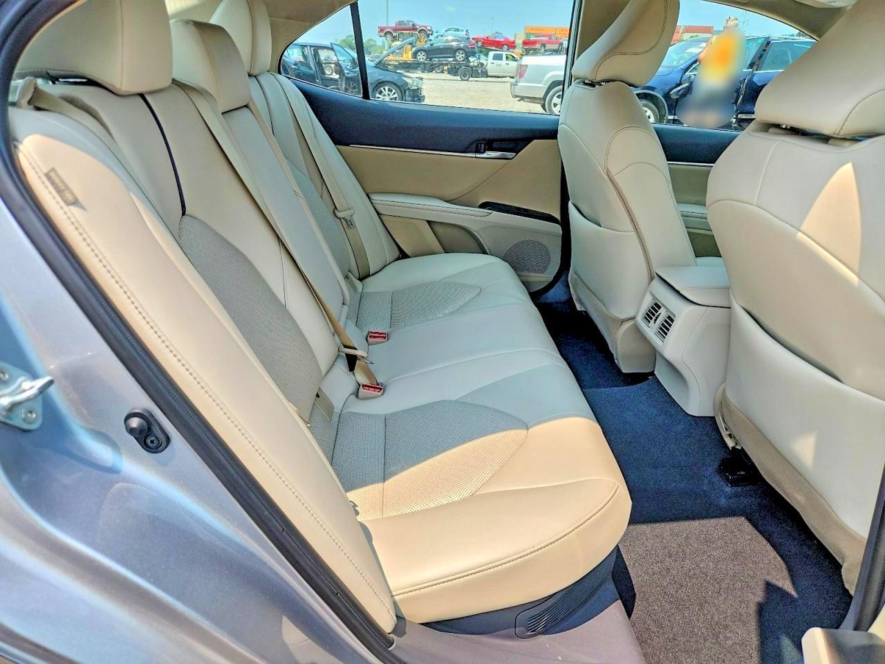2024 Toyota Camry Xle - zdjęcie 10