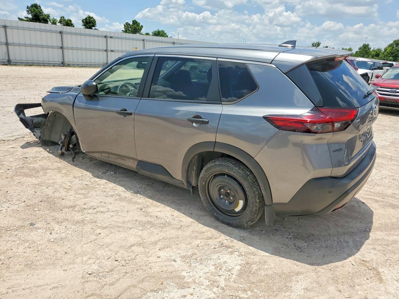 2021 Nissan Rogue S - zdjęcie 2