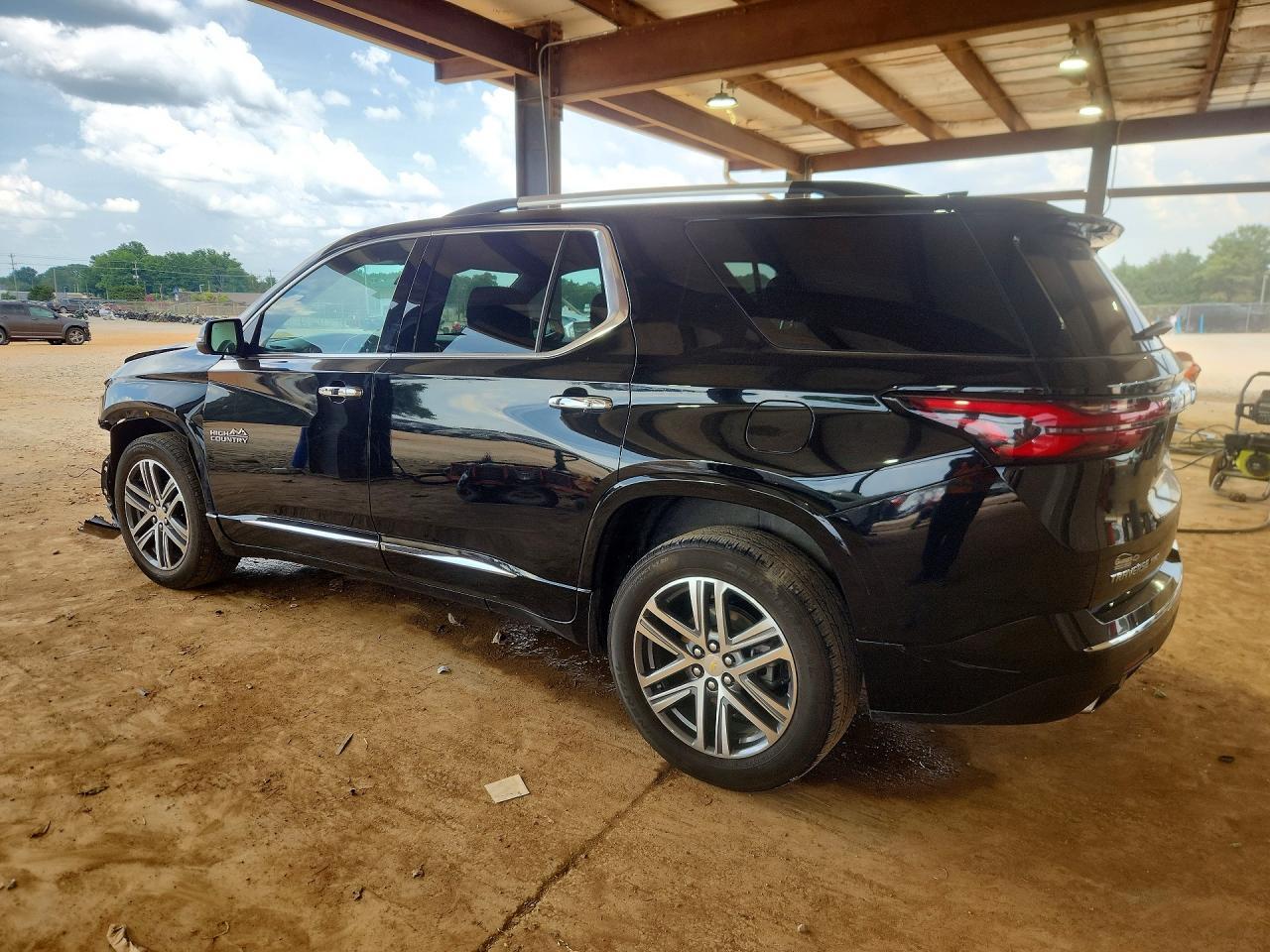 2023 Chevrolet Traverse High Country - zdjęcie 2