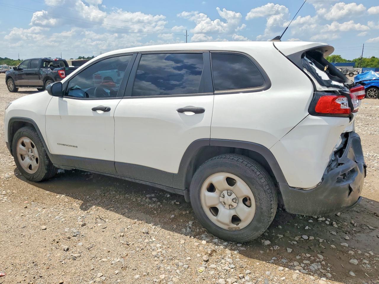 2016 Jeep Cherokee Sport - zdjęcie 2