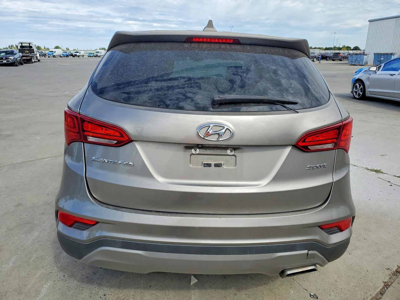 2017 Hyundai Santa Fe Sport 2.4L - zdjęcie 6