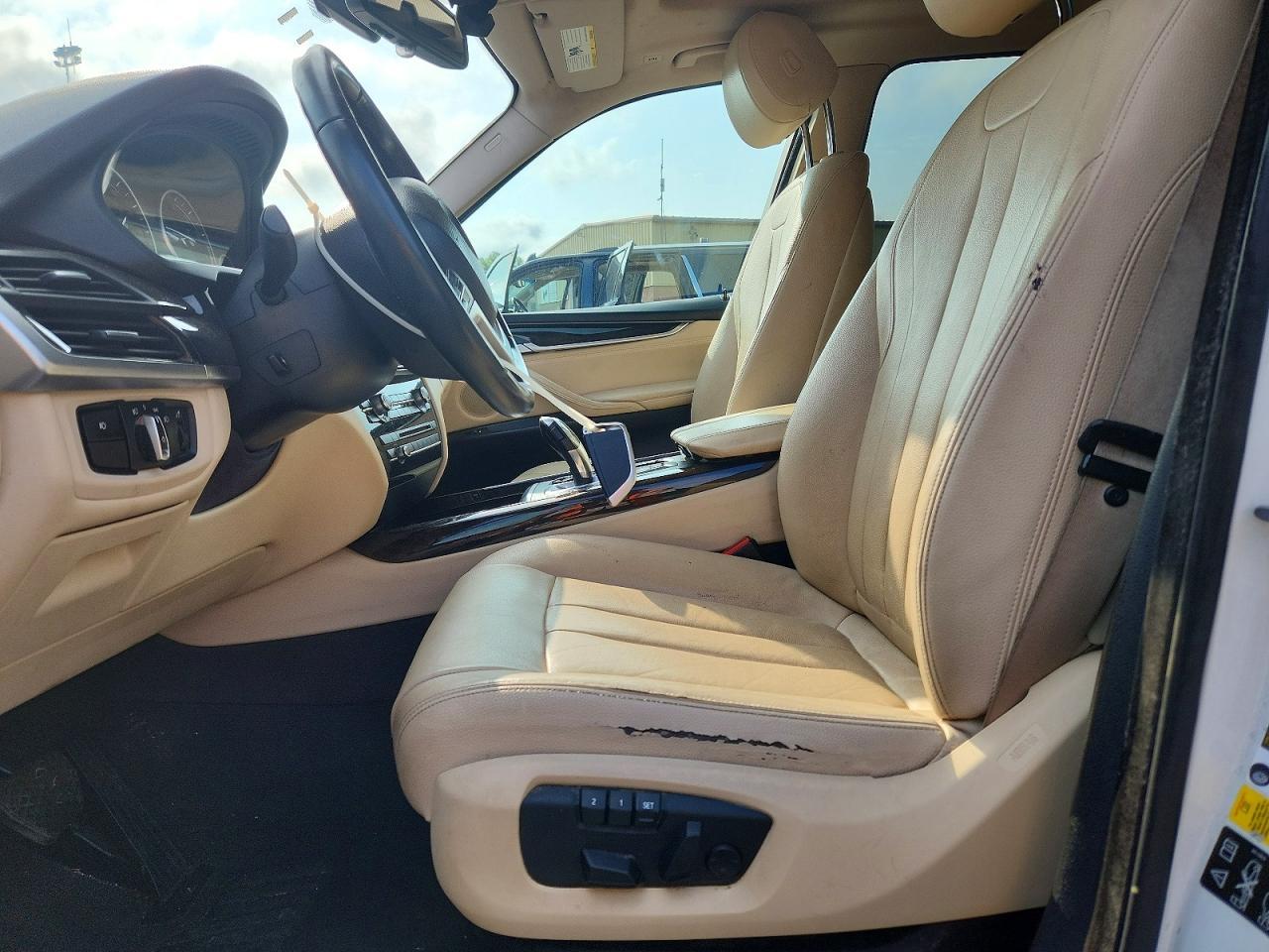 2016 BMW X5 xDrive35I - zdjęcie 7