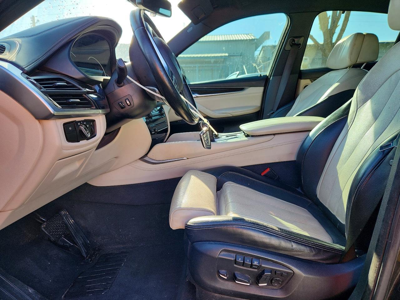 2017 BMW X6 xDrive50I - zdjęcie 7