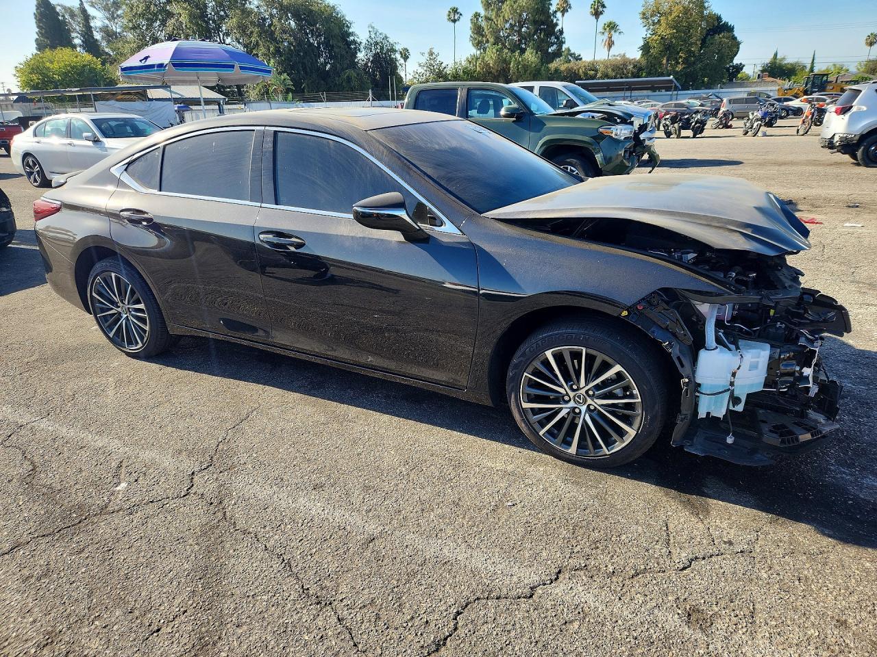 2025 Lexus Es 300H Base - zdjęcie 4
