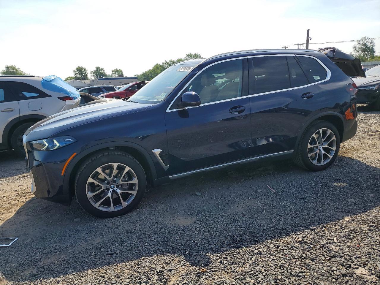 2026 BMW X5 xDrive40I - zdjęcie główne