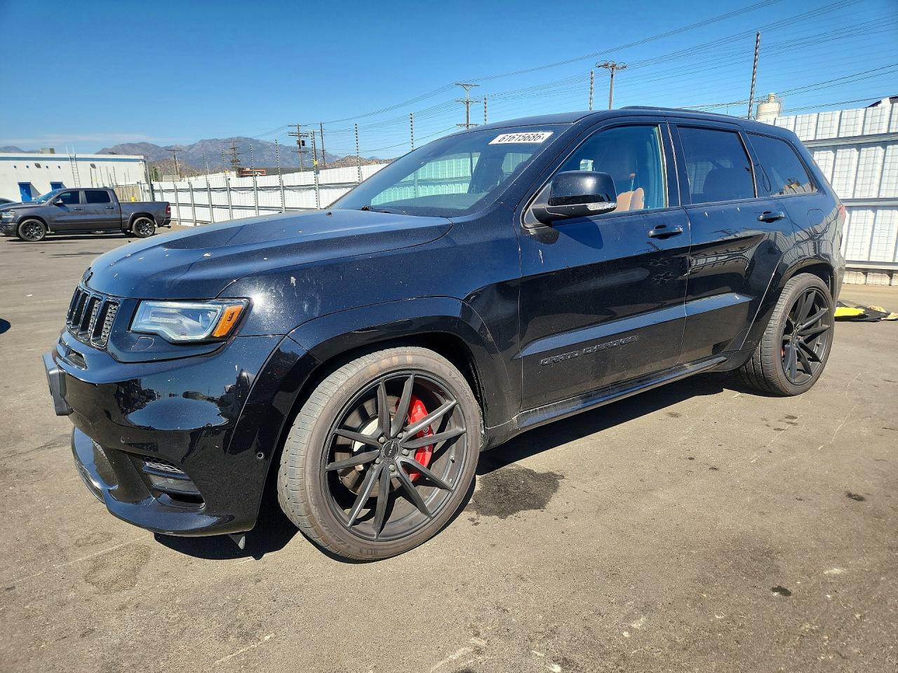 2018 Jeep Grand Cherokee Srt-8 - zdjęcie główne