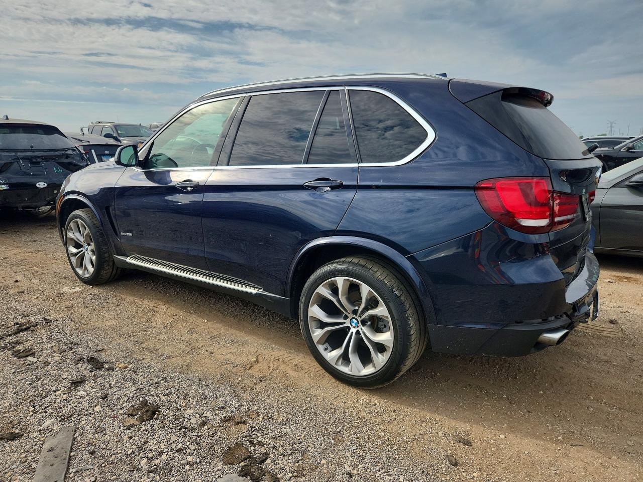 2017 BMW X5 xDrive35I - zdjęcie 2