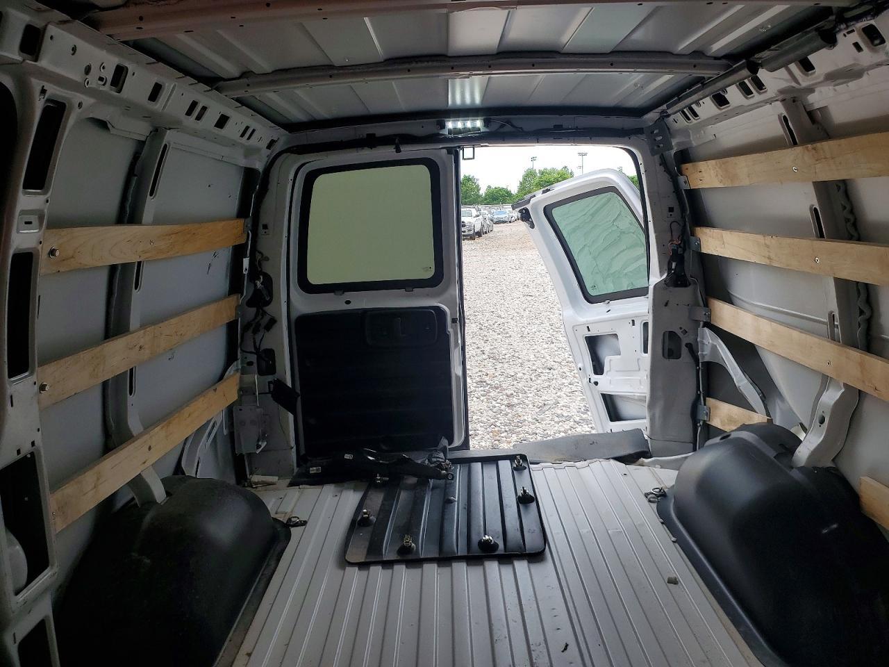 2023 GMC Savana G2500 Cargo * R & D * Pri Fleet * - zdjęcie 10