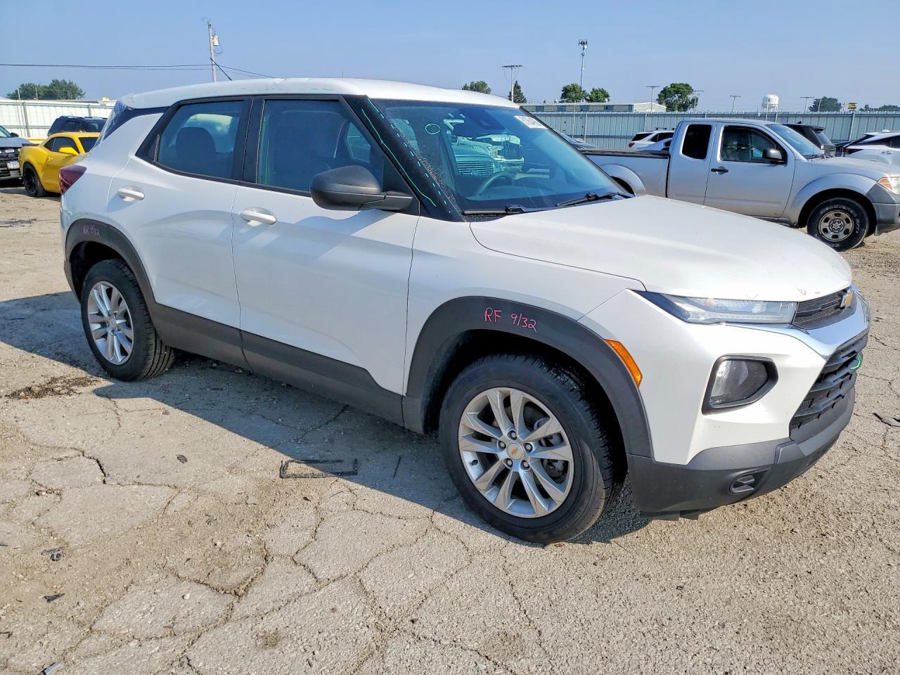 2021 Chevrolet Trailblazer Ls - zdjęcie 4