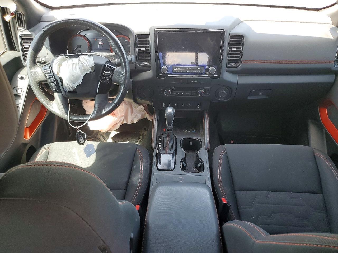 2022 Nissan Frontier Pro-X - zdjęcie 8