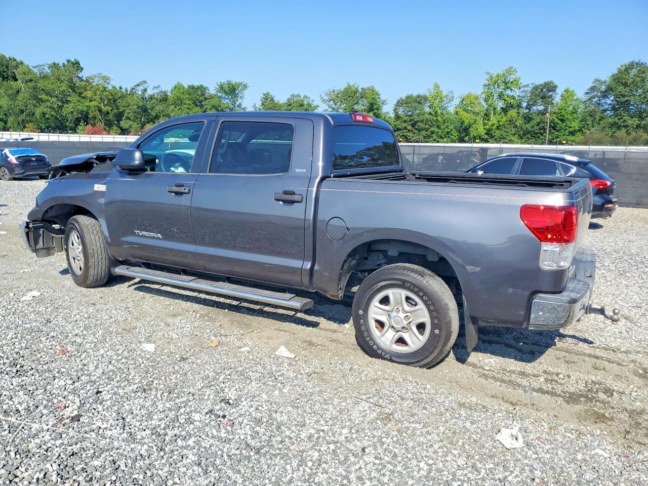 2013 Toyota Tundra Crewmax Sr5 - zdjęcie 2