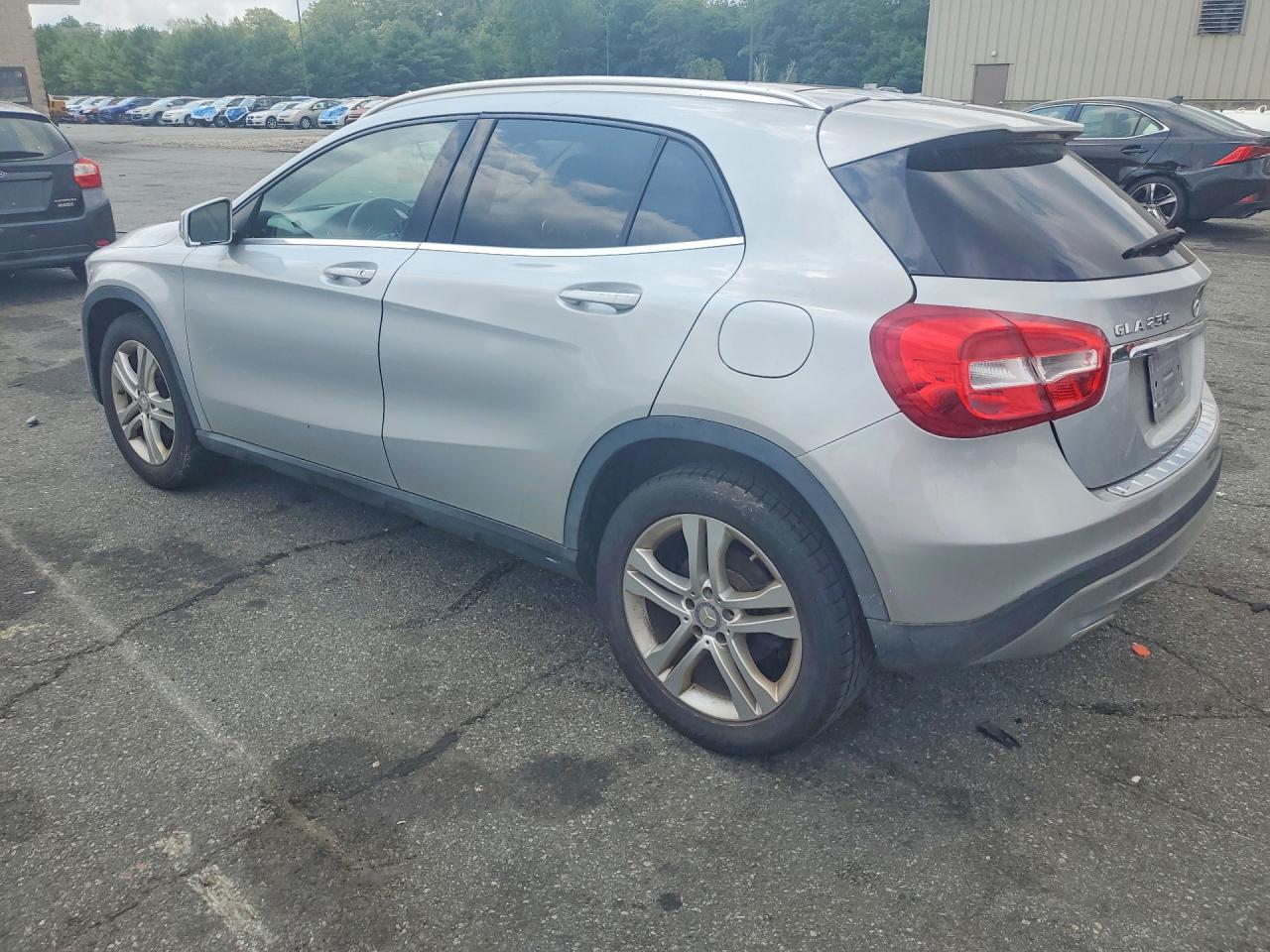 2015 Mercedes-Benz Gla 250 4Matic - zdjęcie 2