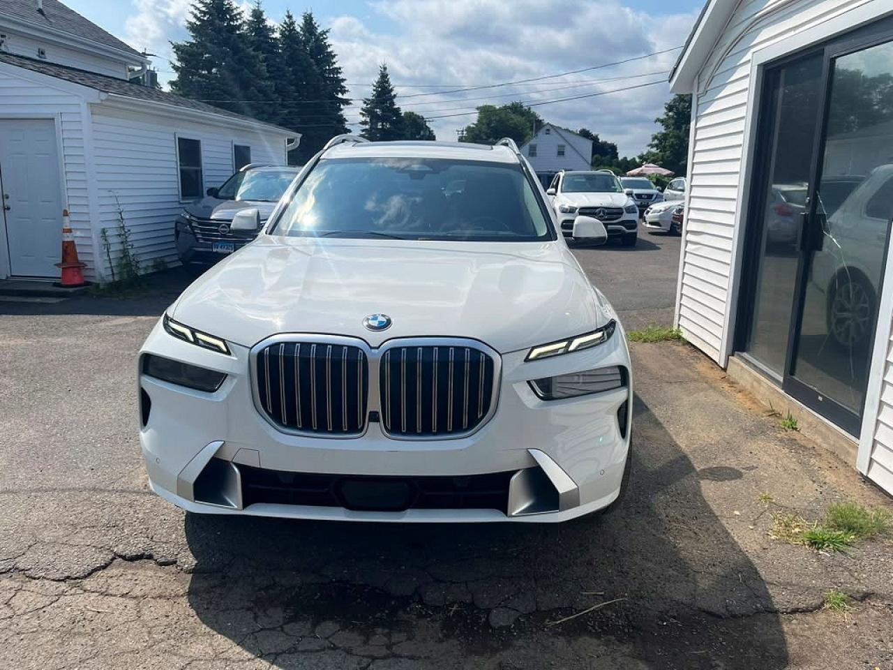 2025 BMW X7 xDrive40I - zdjęcie 6