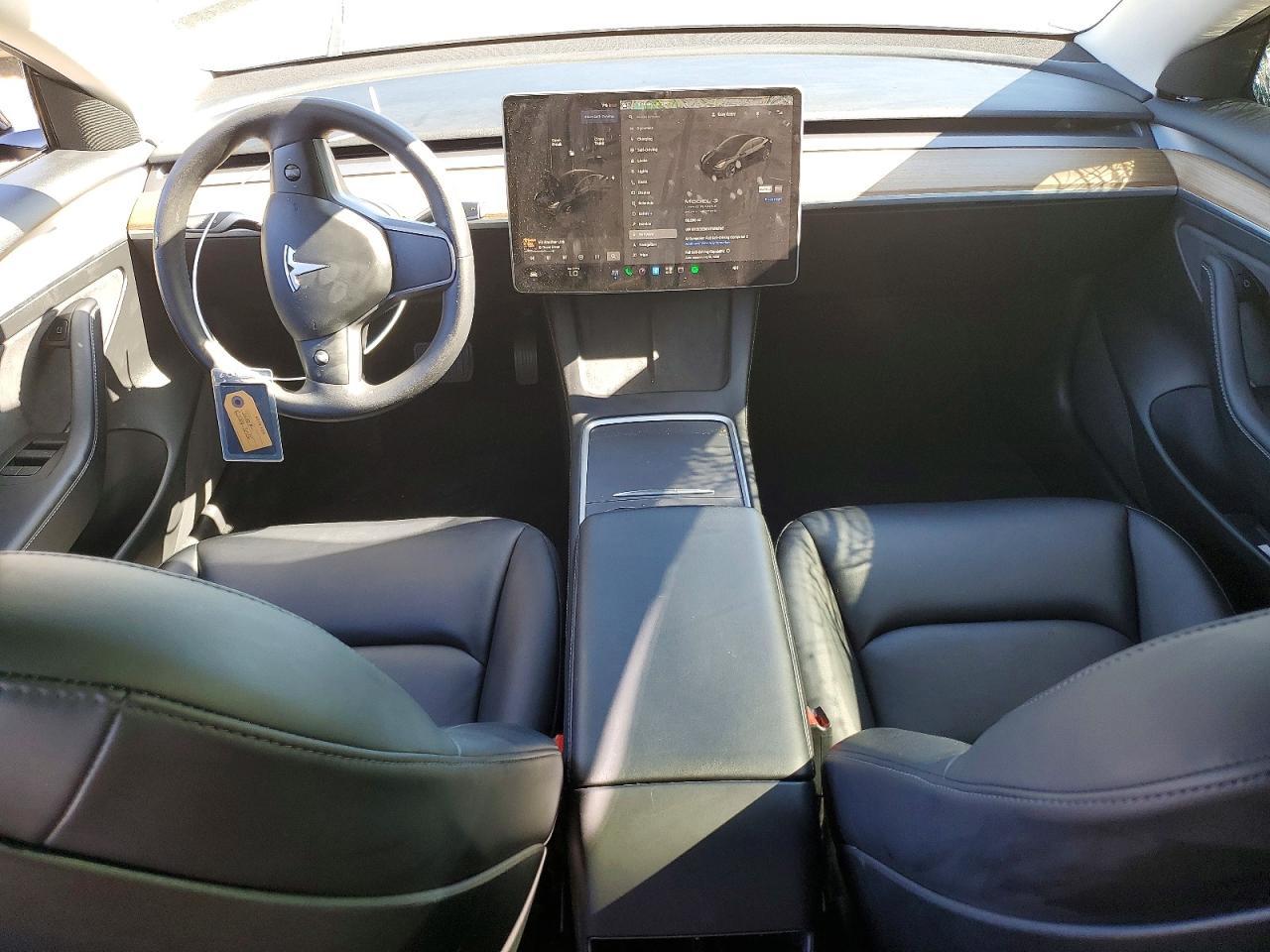 2022 Tesla Model 3 - zdjęcie 8