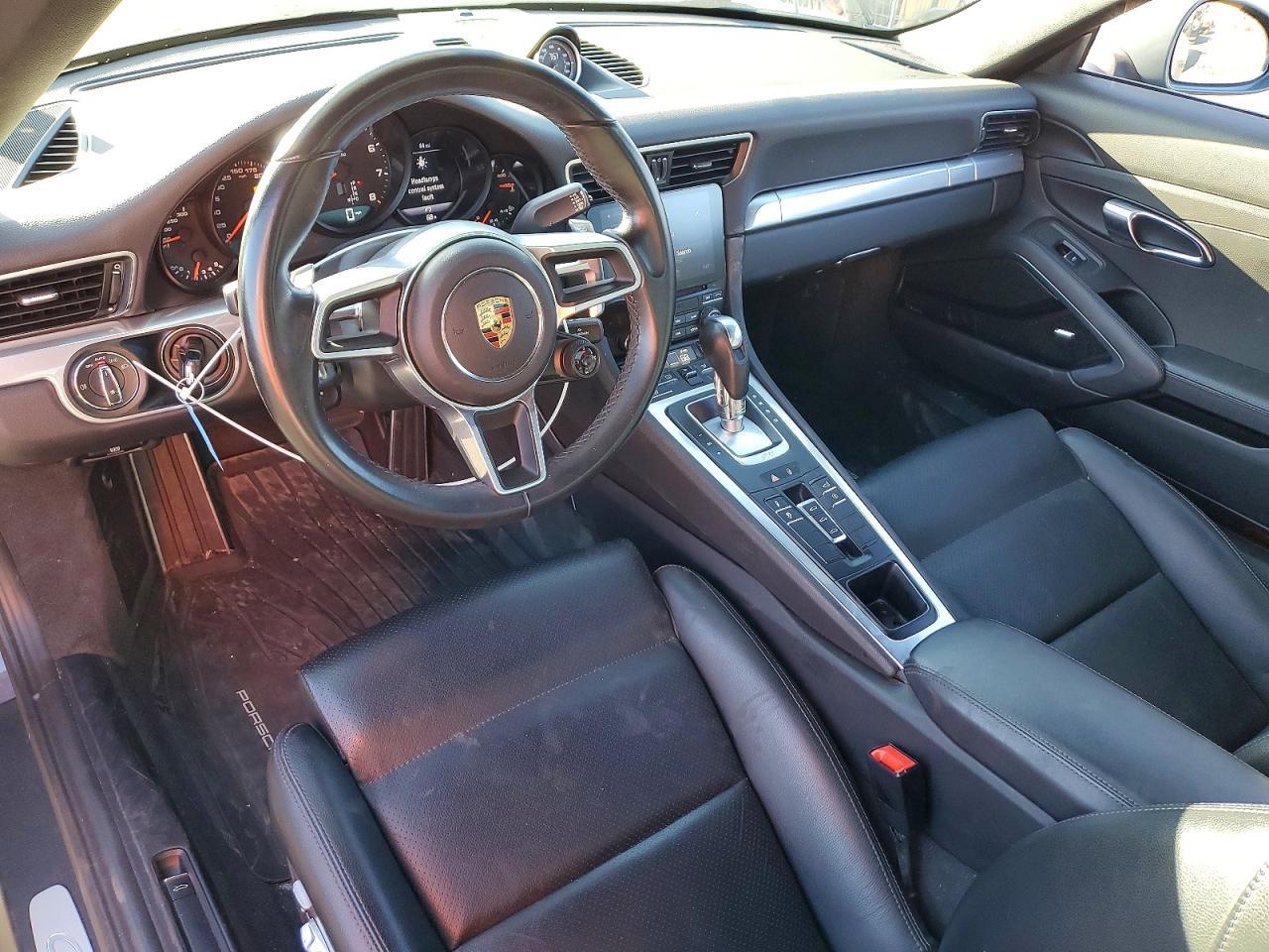 2018 Porsche 911 Carrera - zdjęcie 8