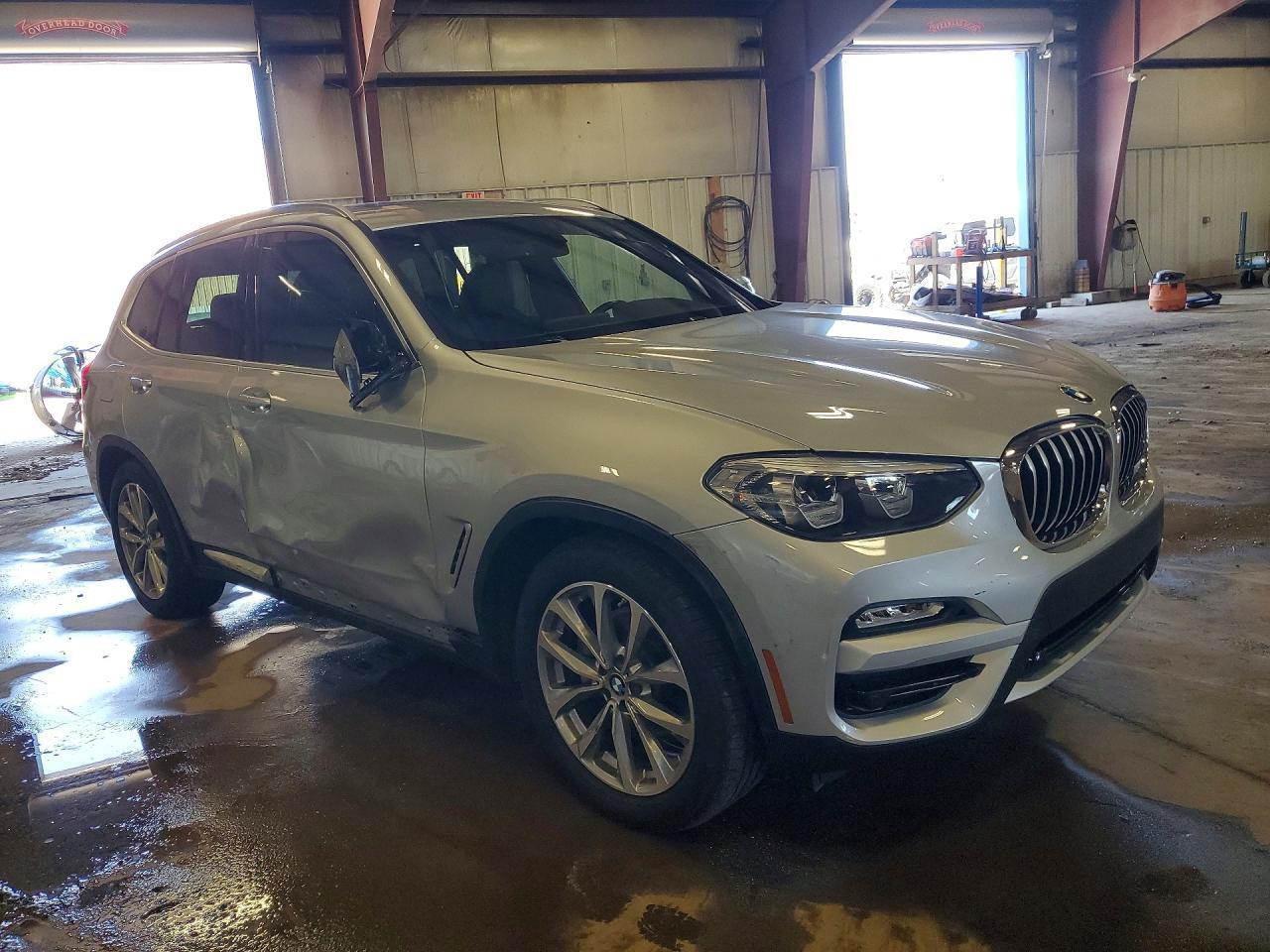 2018 BMW X3 xDrive30I - zdjęcie 4