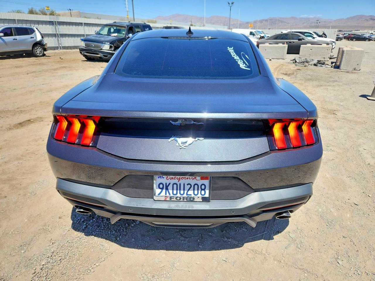 2024 Ford Mustang - zdjęcie 6