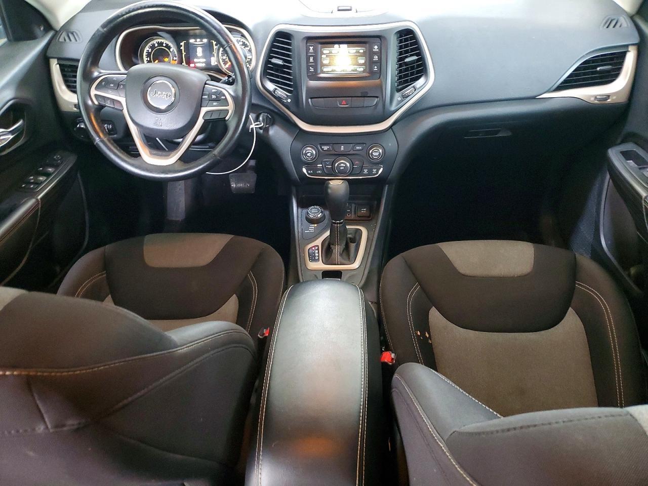2014 Jeep Cherokee Sport - zdjęcie 8