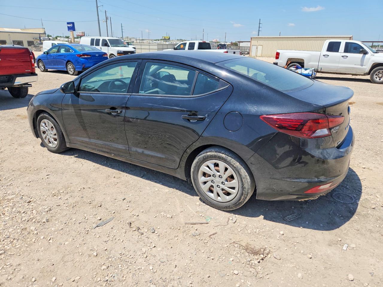 2019 Hyundai Elantra Se - zdjęcie 2