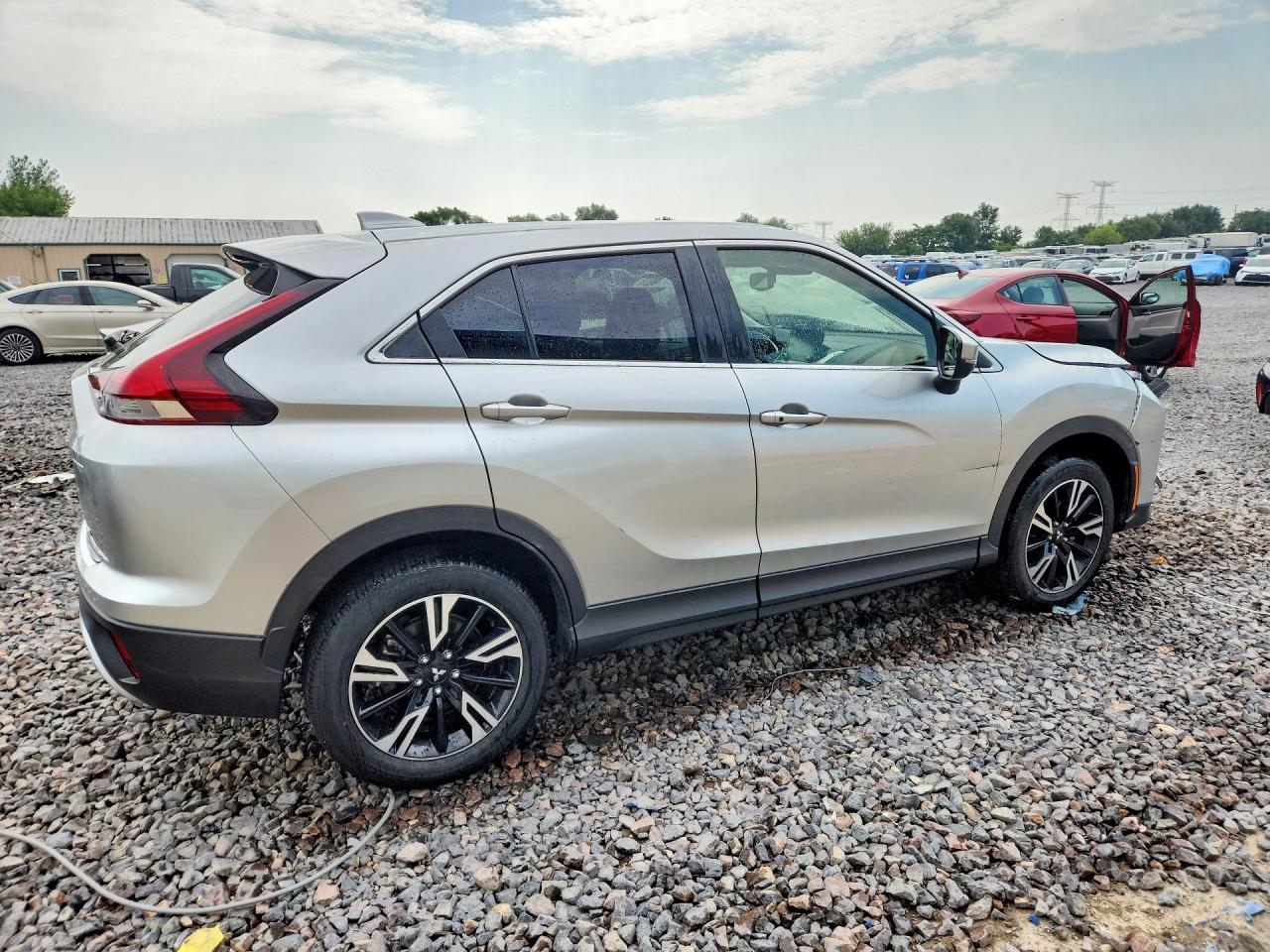 2024 Mitsubishi Eclipse Cross Se - zdjęcie 3