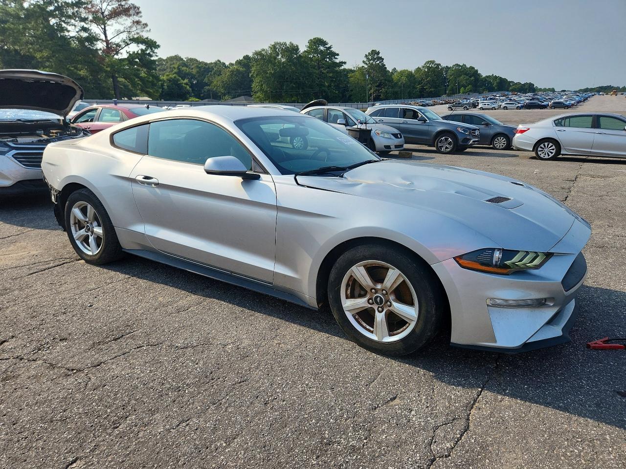 2018 Ford Mustang - zdjęcie 4