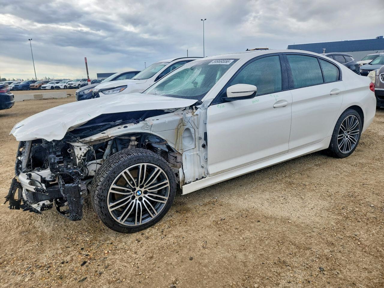 2020 BMW Seria 5 530i - zdjęcie główne