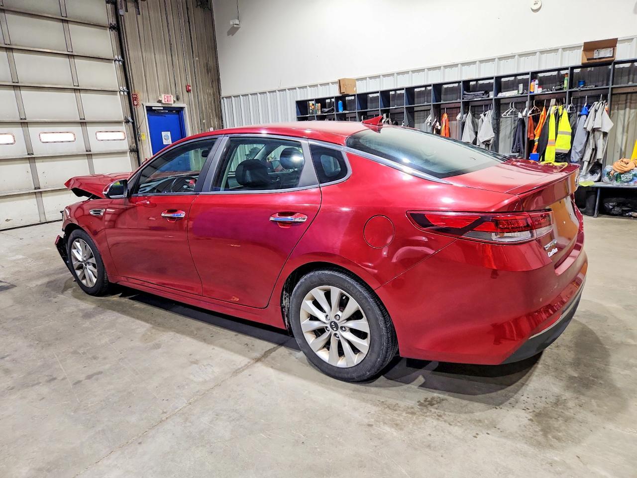 2018 Kia Optima S - zdjęcie 2