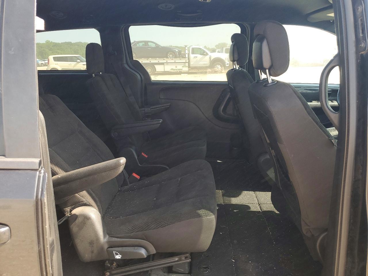 2017 Dodge Grand Caravan Se - zdjęcie 11