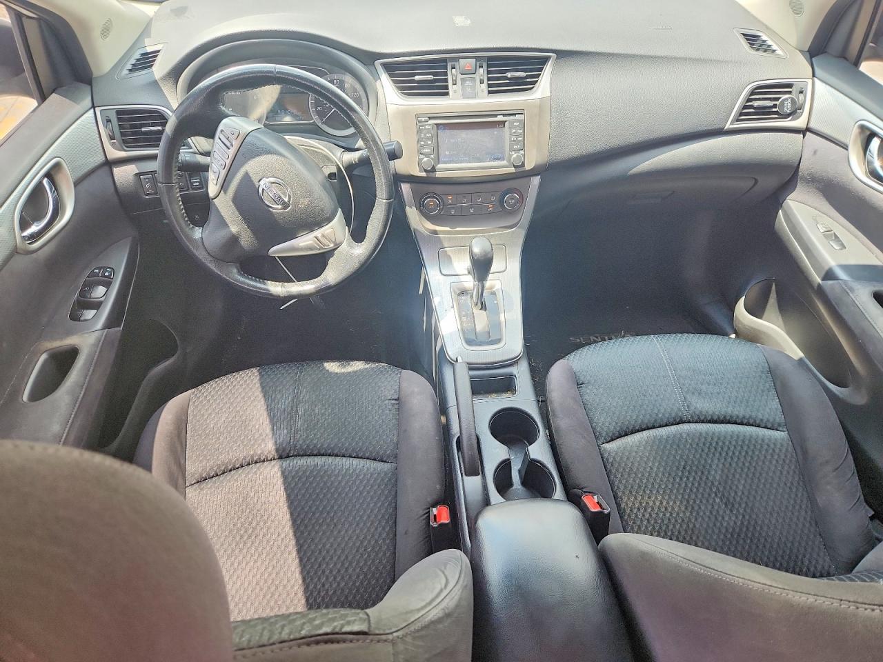 2013 Nissan Sentra S - zdjęcie 8