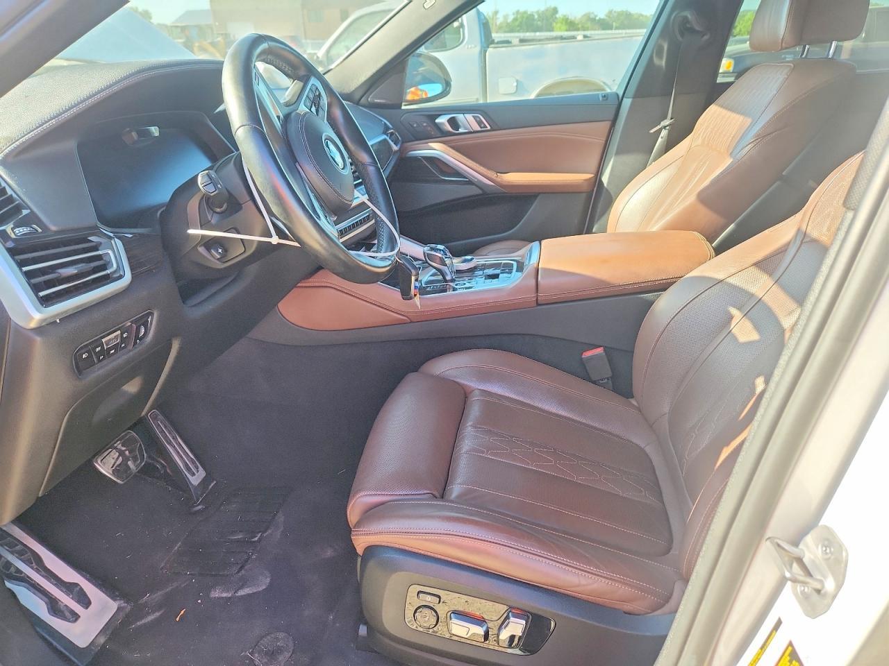 2021 BMW X6 M50I - zdjęcie 7