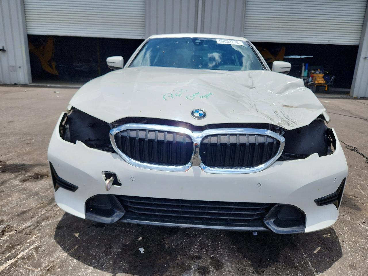 2020 BMW 330I - zdjęcie 5