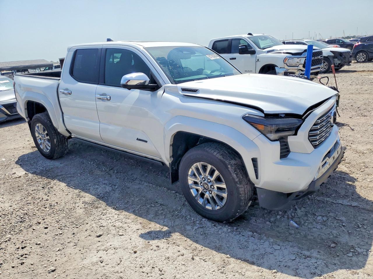 2026 Toyota Tacoma Limited Hv - zdjęcie 4