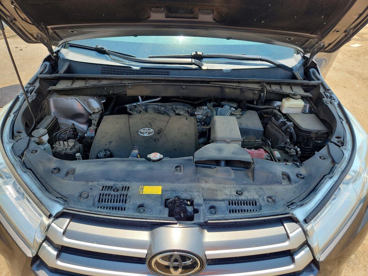 2017 Toyota Highlander Le Plus - zdjęcie 12