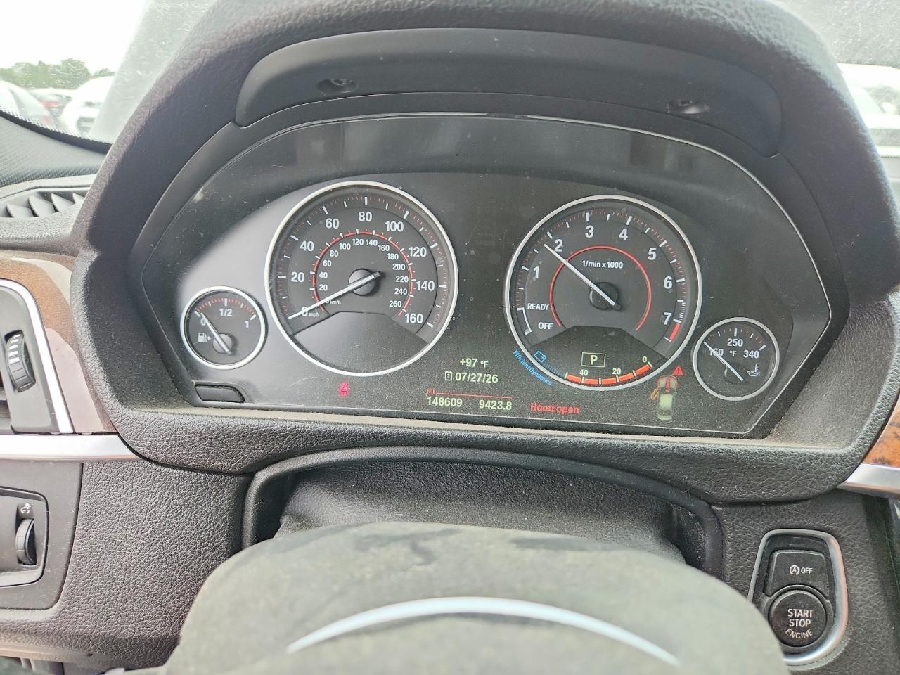 2018 BMW Seria 3 330i - zdjęcie 9